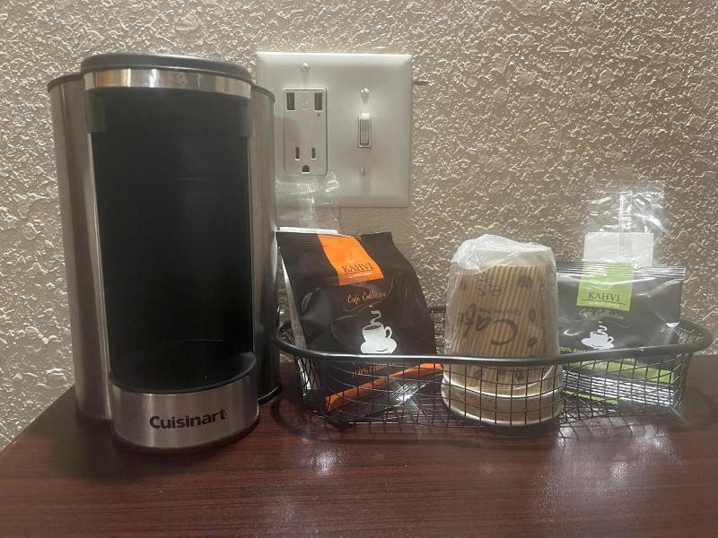 Americas Best Value Inn Suites Texas City La Marqu image
