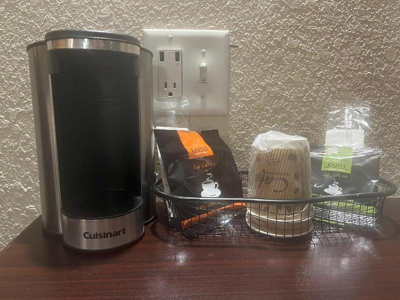 Americas Best Value Inn Suites Texas City La Marqu image
