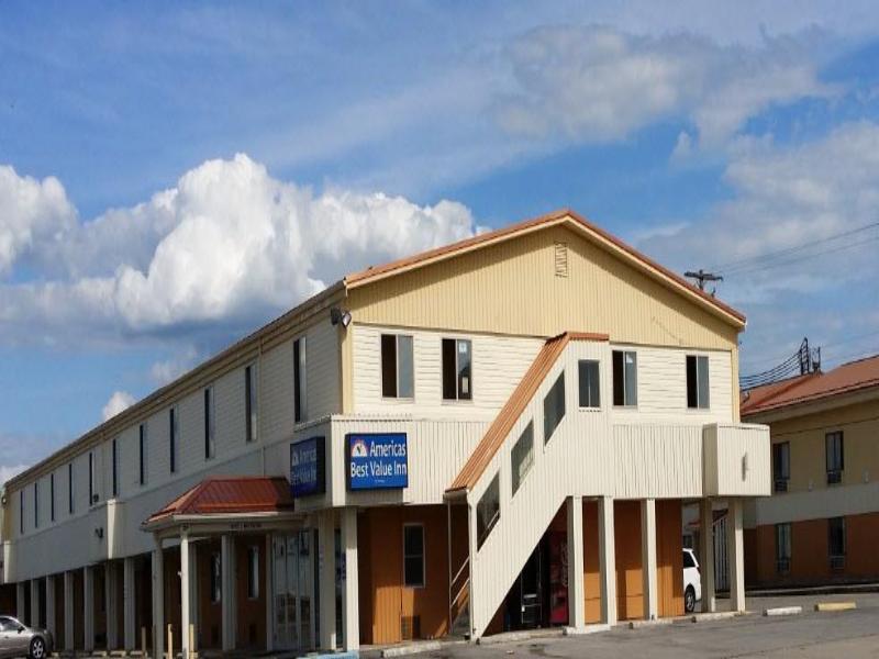 Americas Best Value Inn Litchfield image