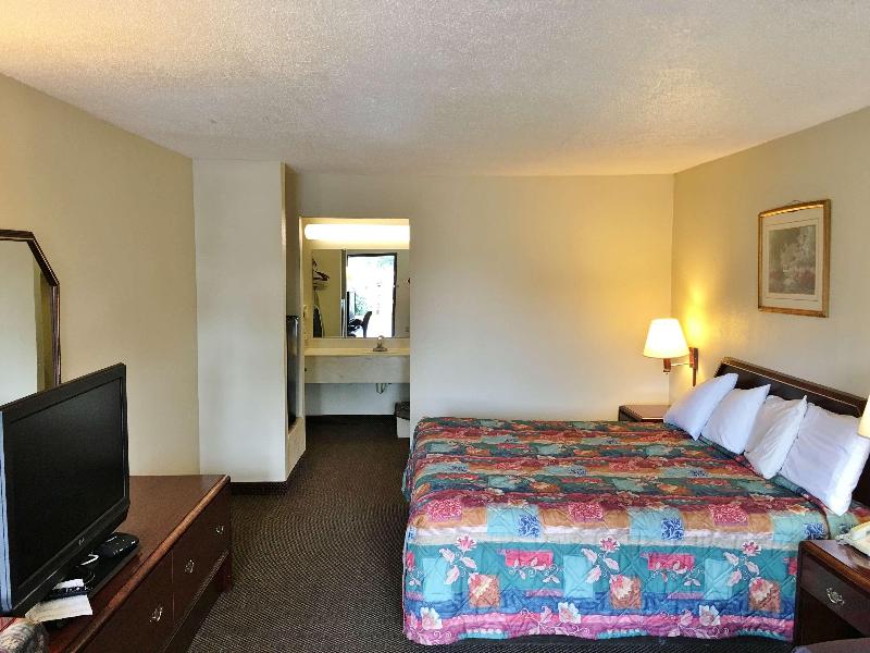 Americas Best Value Inn And Suites Clarksdale photo 24
