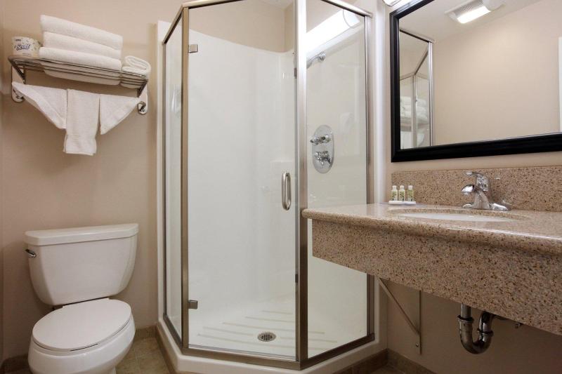 Americas Best Value Inn Riverside image