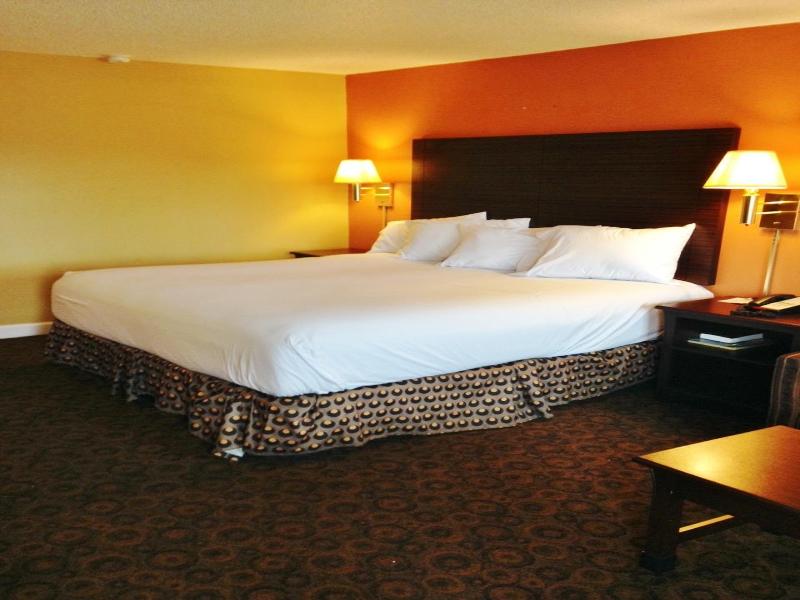 Americas Best Value Inn And Suites Greenwood image