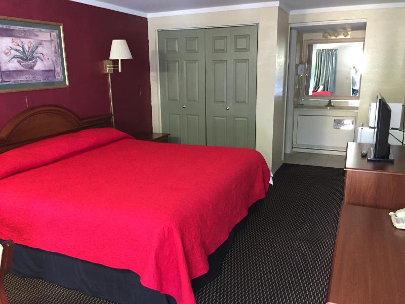 FairBridge Inn Express Merrillville image