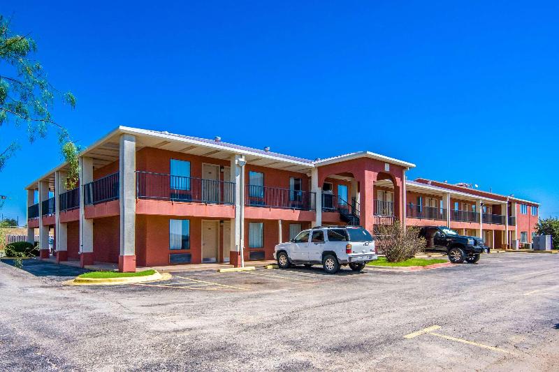 Country Hearth Inn Suites Sweetwater image
