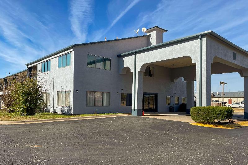 Country Hearth Inn Suites Sweetwater image