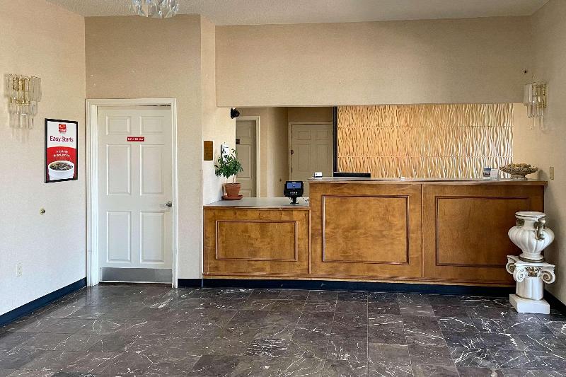 Country Hearth Inn Suites Sweetwater image