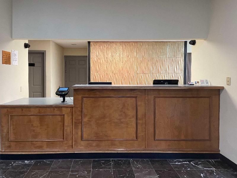 Country Hearth Inn Suites Sweetwater image