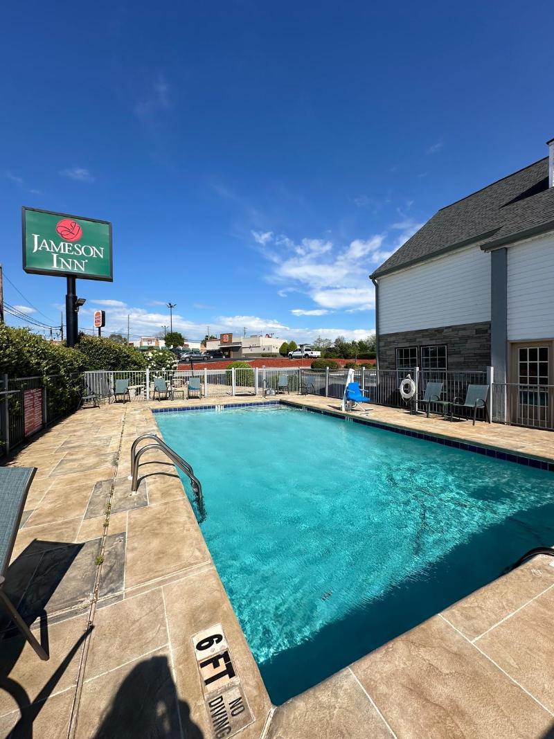 Jameson Inn Winder image