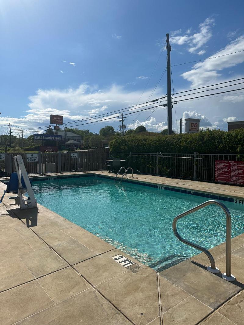 Jameson Inn Winder image