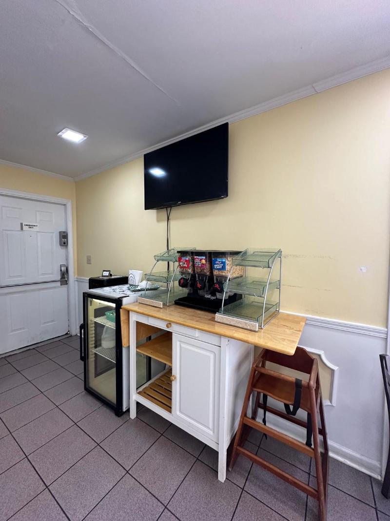 Jameson Inn Winder image