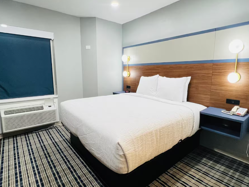 AmericInn by Wyndham Rawlins — general view