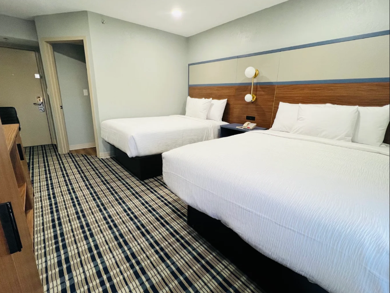 AmericInn by Wyndham Rawlins 5