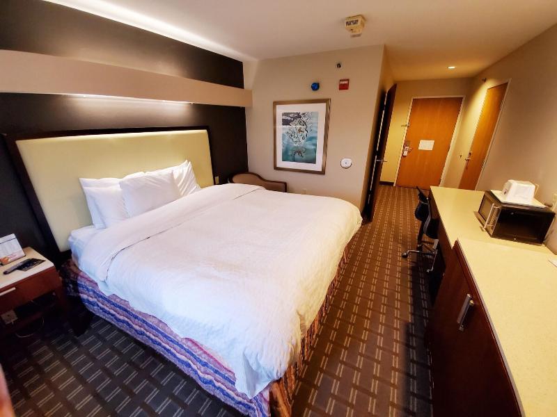 Americas Best Value Inn And Suites Racine image