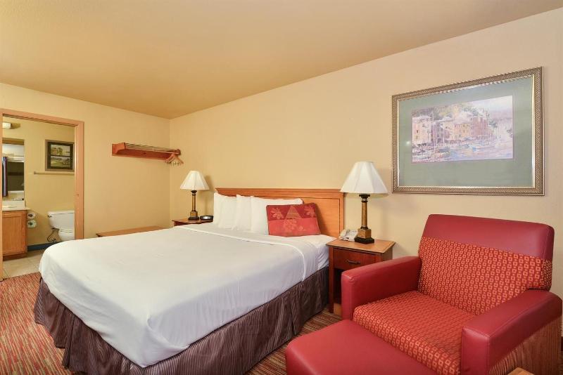 Americas Best Value Inn Seattle Tacoma Jblm Base — photo 2