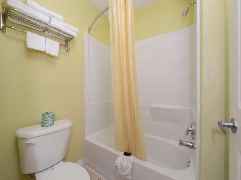 Americas Best Value Inn SuitesWaller Prairie View image