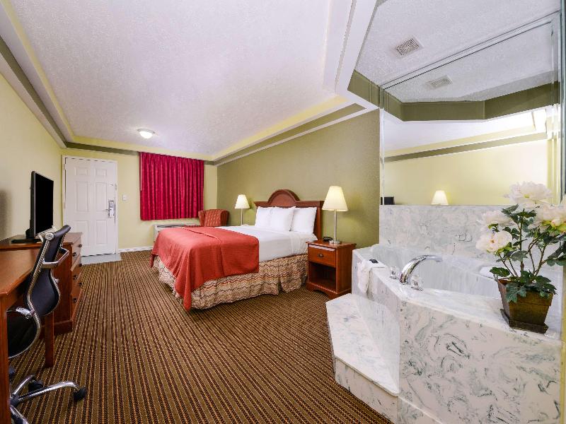 Americas Best Value Inn SuitesWaller Prairie View image