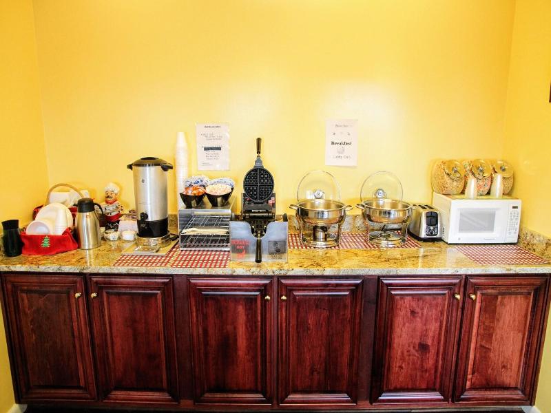 Country Hearth Inn Suites Union City