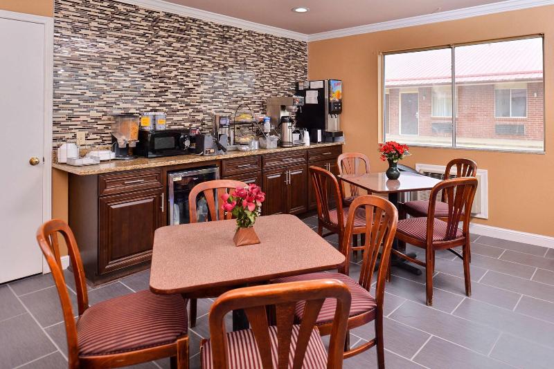 Americas Best Value Inn And Suites Siloam Springs