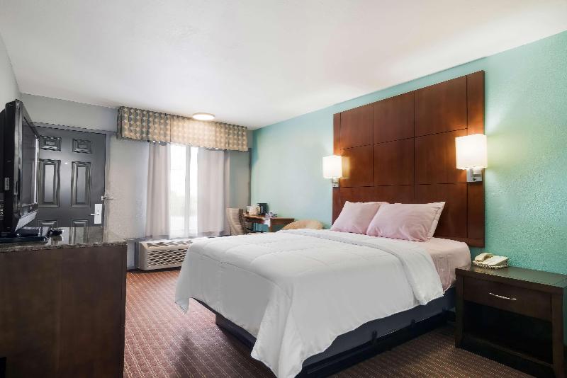 Americas Best Value Inn Blytheville image