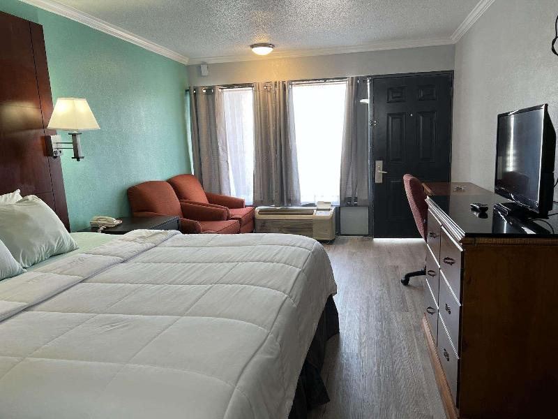 Americas Best Value Inn Blytheville image
