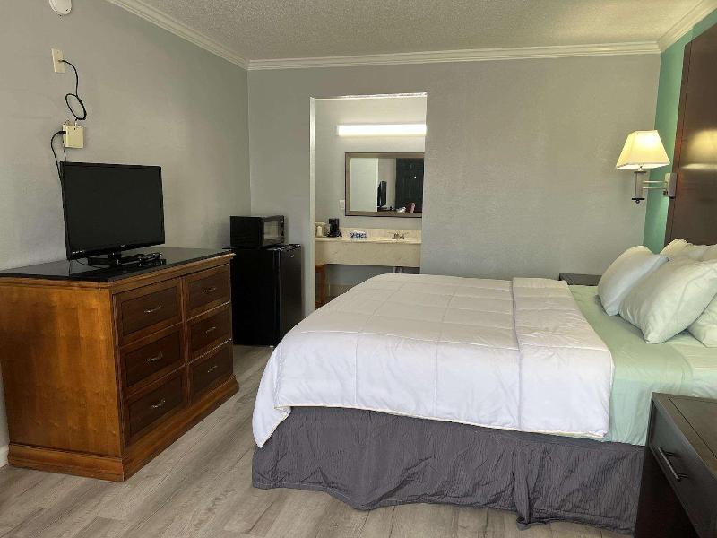 Americas Best Value Inn Blytheville image