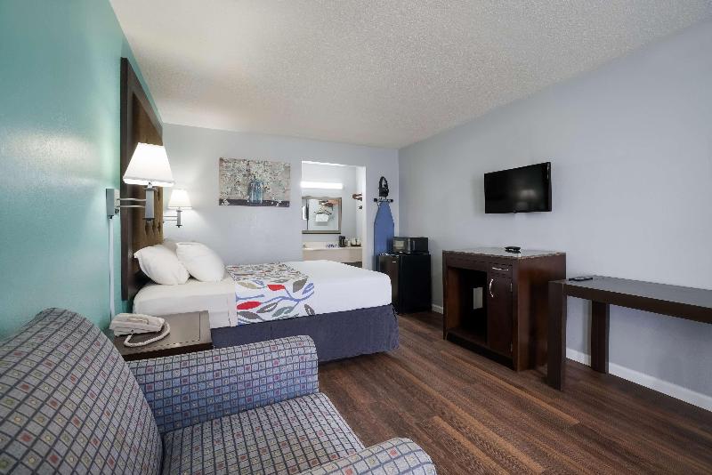 Americas Best Value Inn Blytheville image