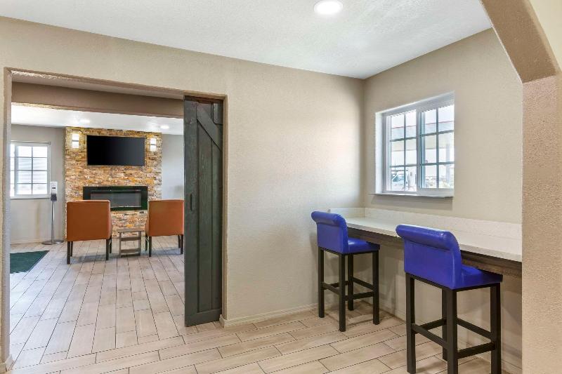 Quality Inn Show Low image