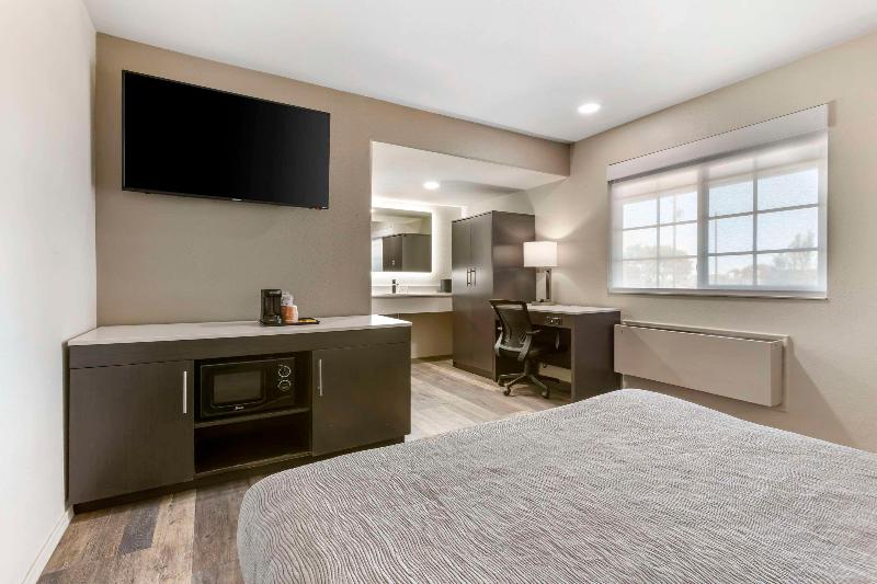 Quality Inn Show Low image