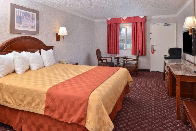 Americas Best Value Inn And Suites Fontana image