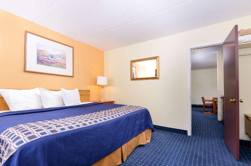 Americas Best Value Inn Geneva image