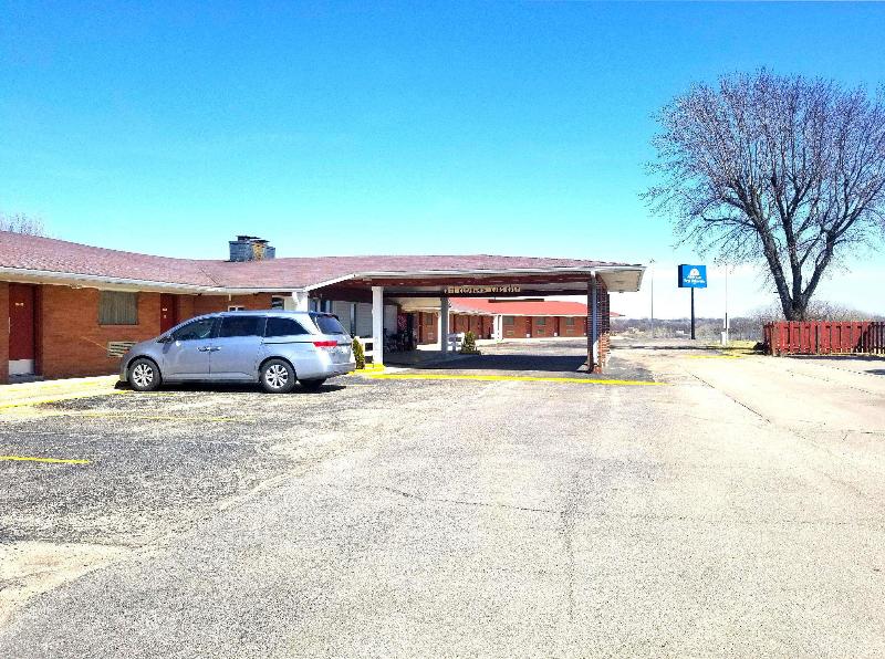 Americas Best Value Inn Belleville image