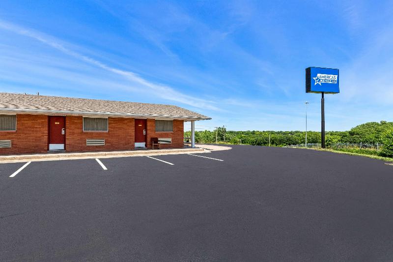 Americas Best Value Inn Belleville image