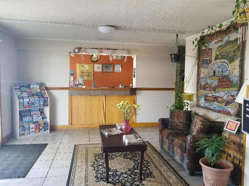 Americas Best Value Inn Belleville image