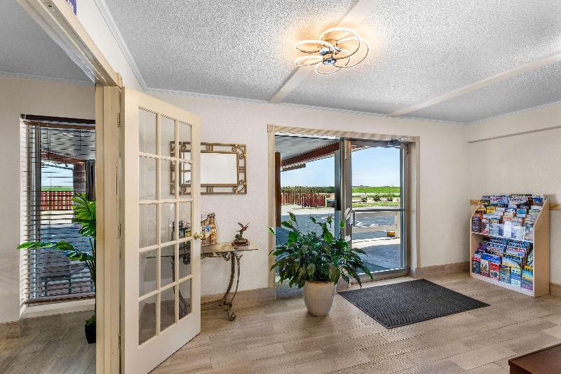 Americas Best Value Inn Belleville image