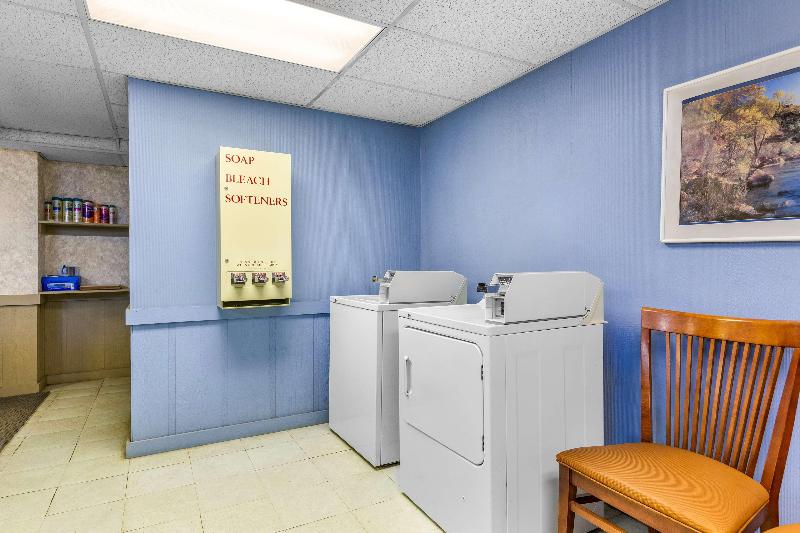 Americas Best Value Inn Belleville image