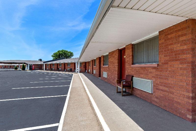 Americas Best Value Inn Belleville image