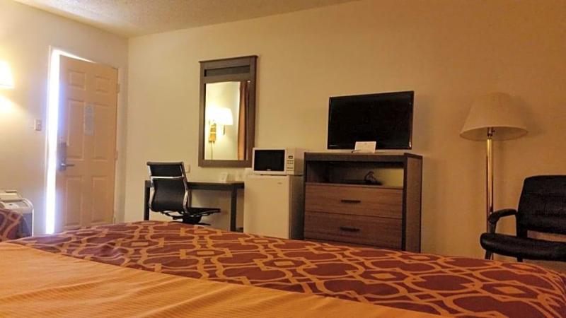 Americas Best Value Inn Liberal image