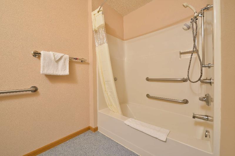 Americas Best Value Inn Decatur, Il image
