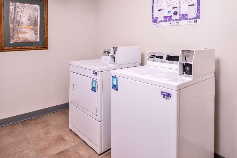 Americas Best Value Inn Missouri Valley image