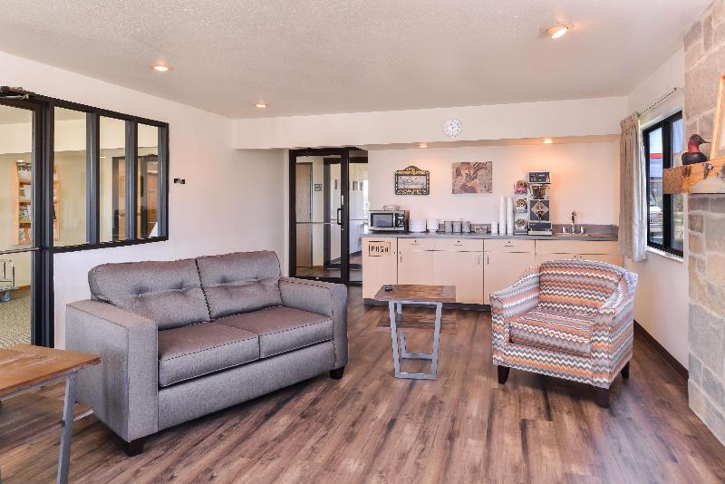 Americas Best Value Inn Missouri Valley image