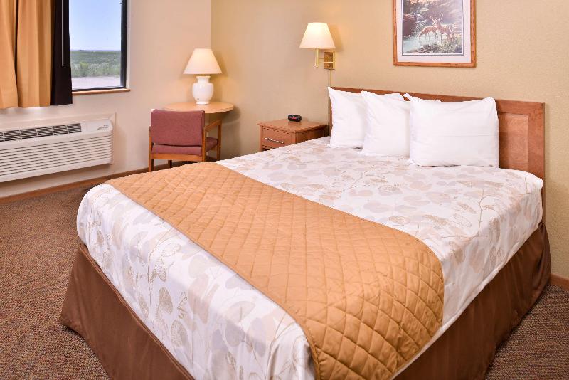 Americas Best Value Inn Missouri Valley image