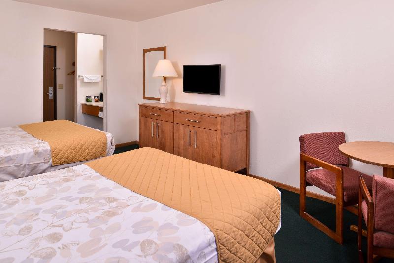 Americas Best Value Inn Missouri Valley image 4