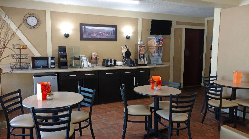 Americas Best Value Inn Webster City image 1