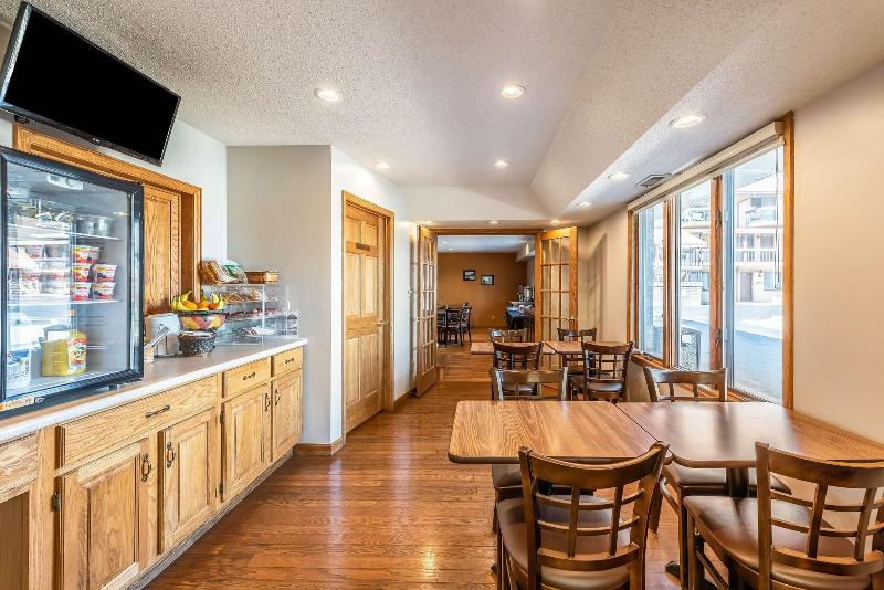Americas Best Value Inn Suites St. Marys image