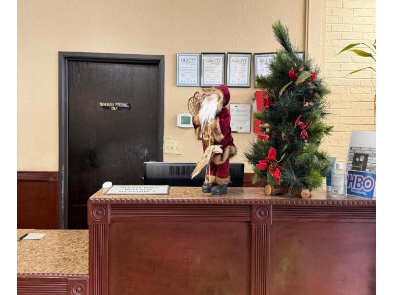 Fairview Inn By Oyo Hesston I-135