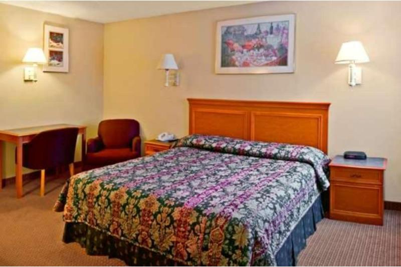Fairview Inn By Oyo Hesston I-135 image