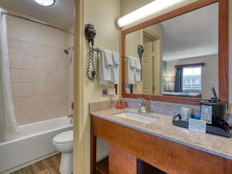 Surestay By Best Western Bowling Green North image