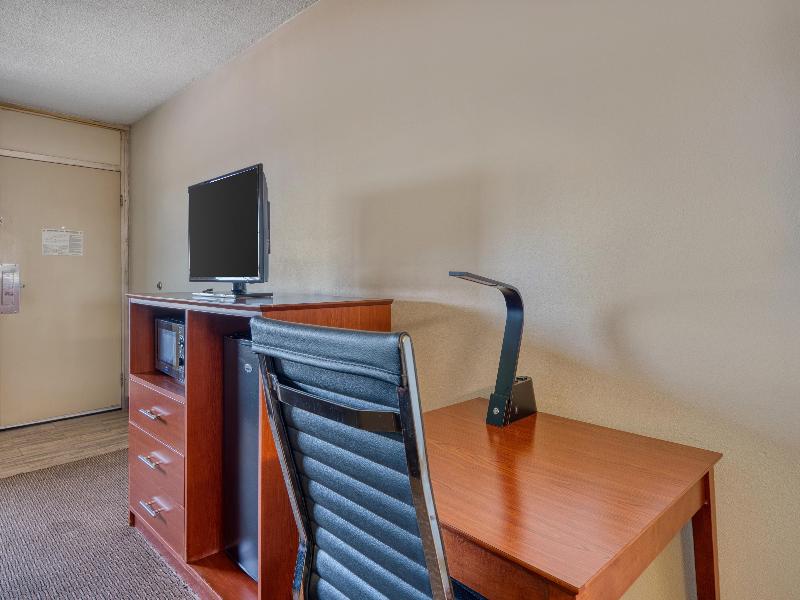 Surestay By Best Western Bowling Green North image