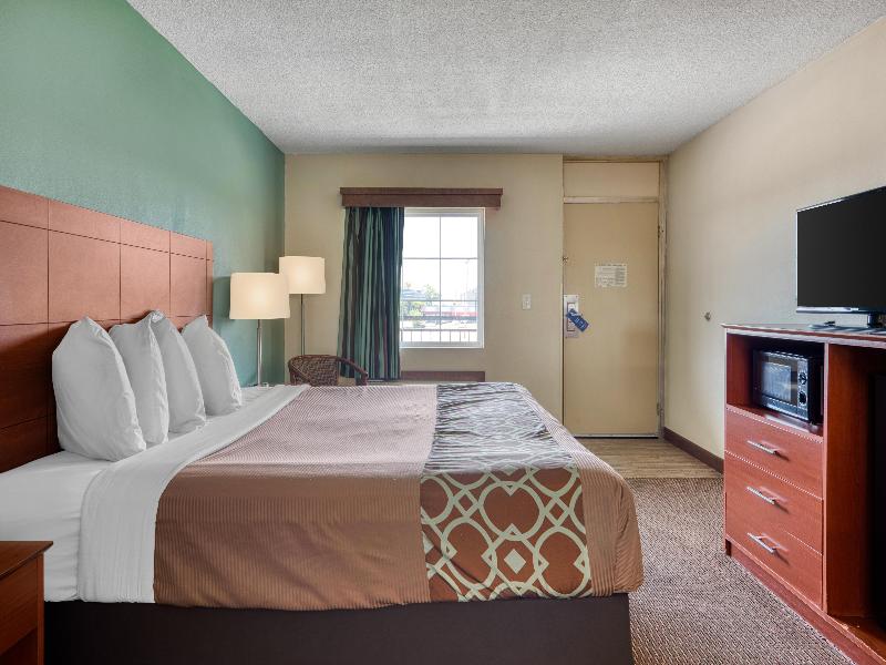 Surestay By Best Western Bowling Green North image