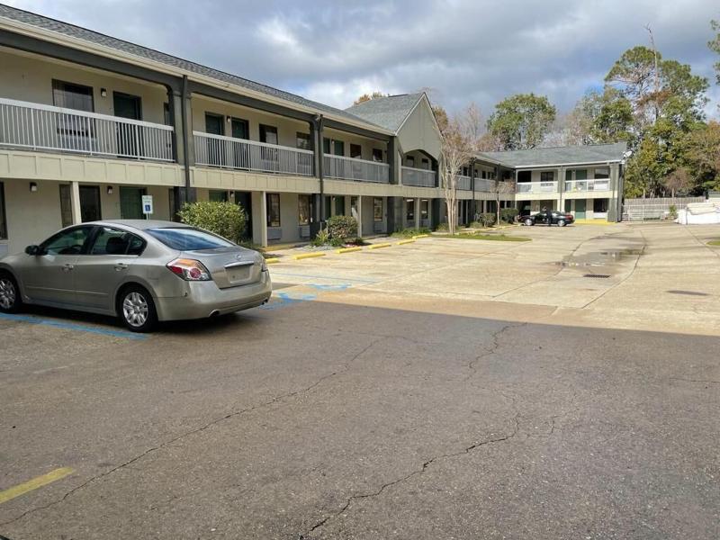 Americas Best Value Inn Suites Slidell